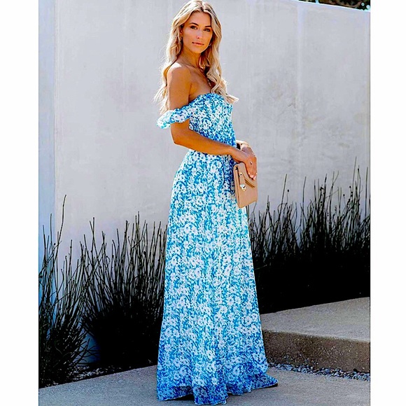✨NWT Floral Off Shoulder Maxi Dress✨ - Picture 2 of 6